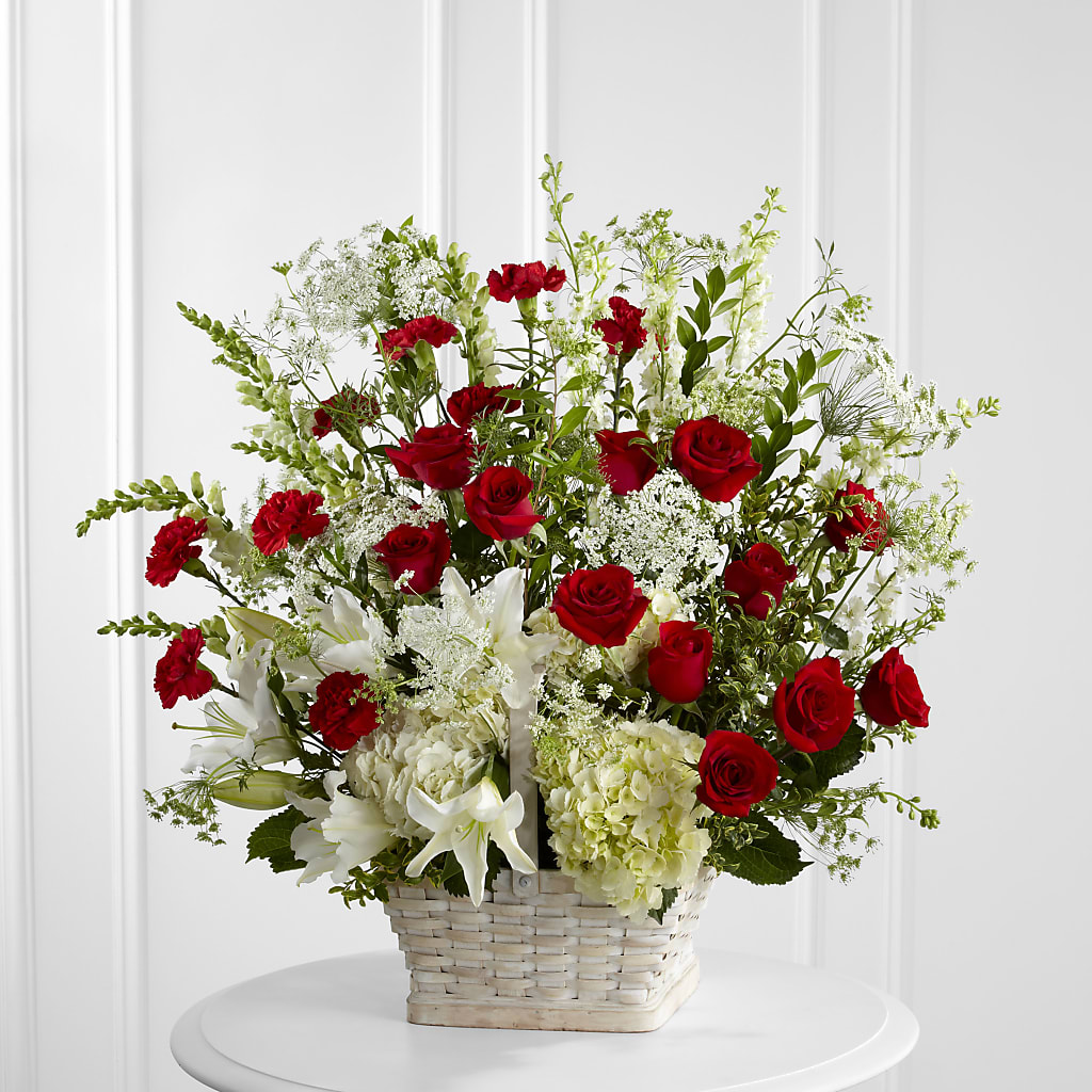 In Loving Memory Arrangement – Your Thoughts Floral, El Paso TX