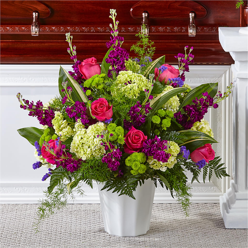 Beautiful Horizons Floor Basket – Your Thoughts Floral, El Paso TX