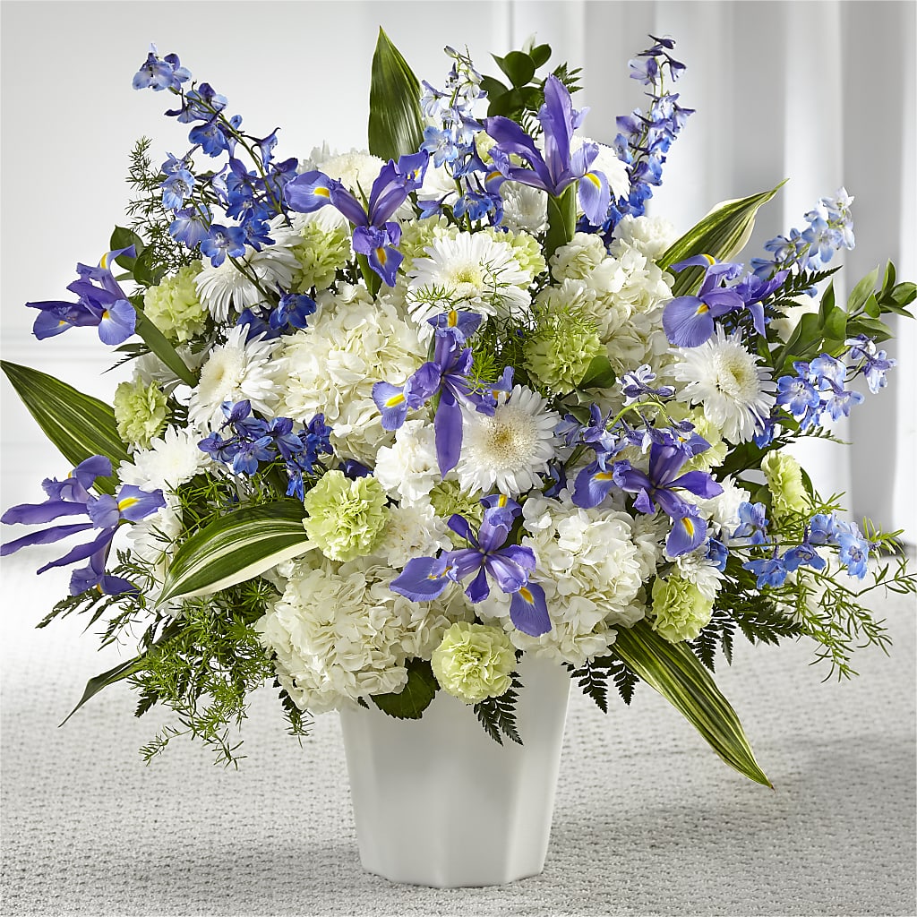 Soft Serenity Floor Basket – Your Thoughts Floral, El Paso TX