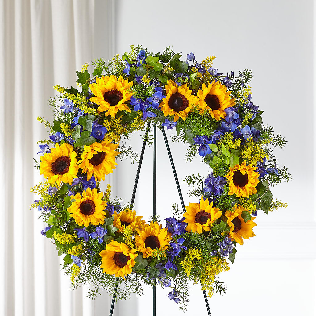 Bright Rays Wreath – Your Thoughts Floral, El Paso TX